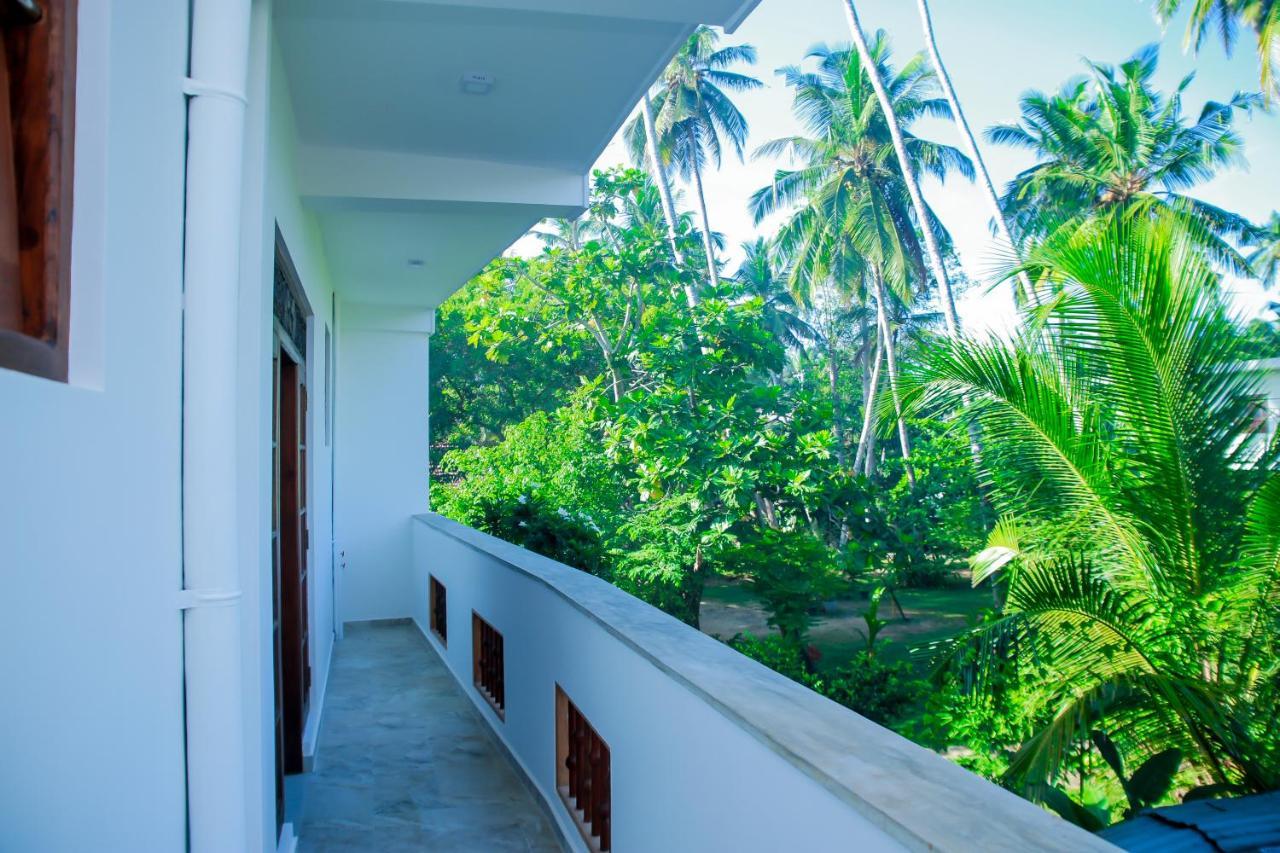 Mihira Gedara Apartments Unawatuna Exterior photo